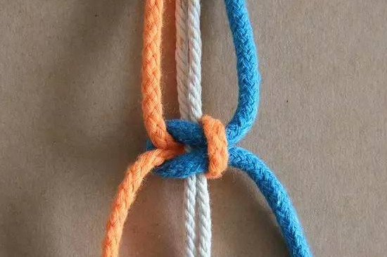 手串弹力绳怎么打死结