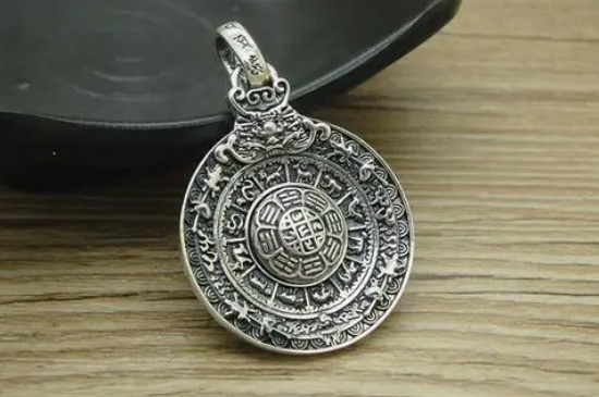 怎么清洗银器首饰变亮