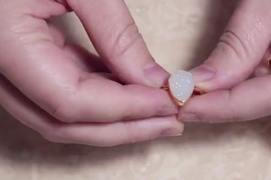 黄金真假的最简单检验方法