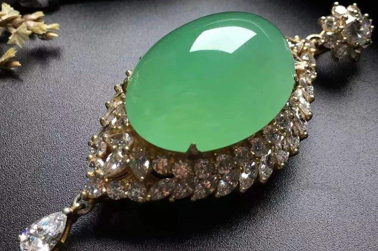 猫眼石和翡翠哪个值钱