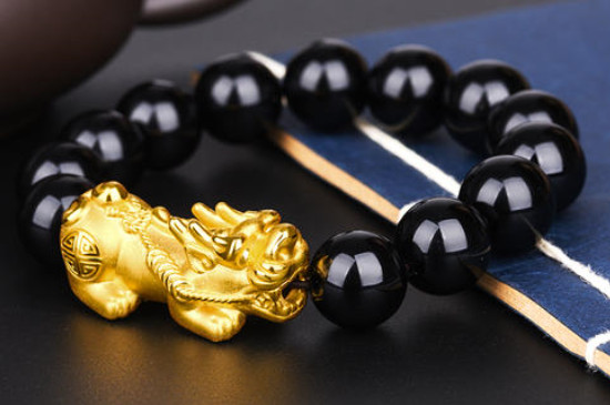 男士佩戴黄金貔貅的佩戴忌讳