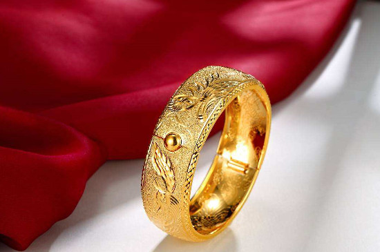 黄金饰品不戴怎么存放