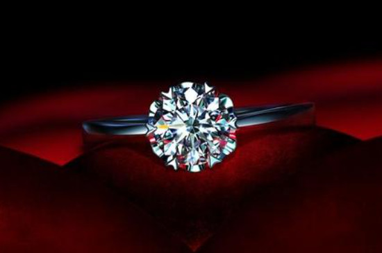 钻石d色是什么意思