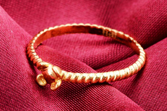 怎样分辨黄金的真假最简单的方法