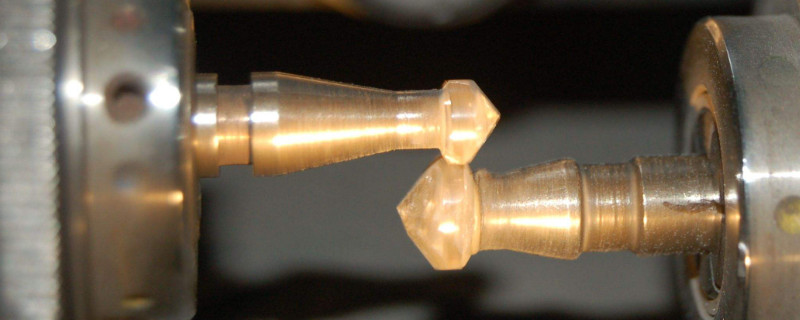 钻石那么硬用什么切割