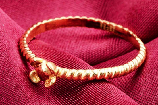 小孩能带黄金吗