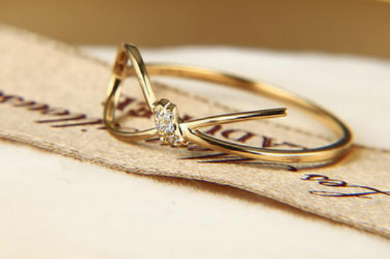 au750钻戒是真钻吗，au750不一定是真的钻石