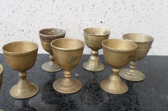 肉眼区别黄金和黄铜