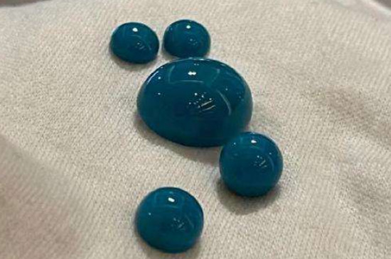 文玩小绿是什么材质