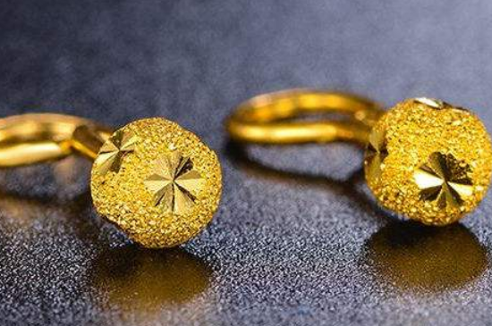 黄金可以吸引磁铁吗