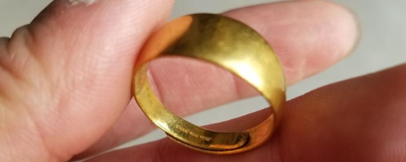 金戒指洗手的时候需要摘掉吗