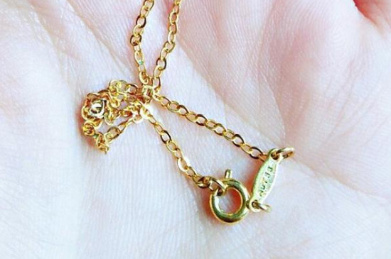 黄金和彩金可以一起佩戴吗