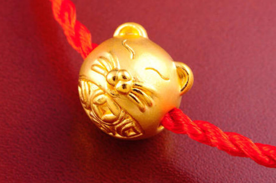 黄金转运珠项链的寓意和象征