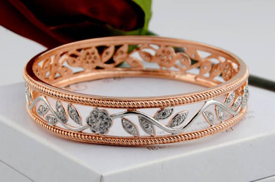 古法黄金手镯的寓意