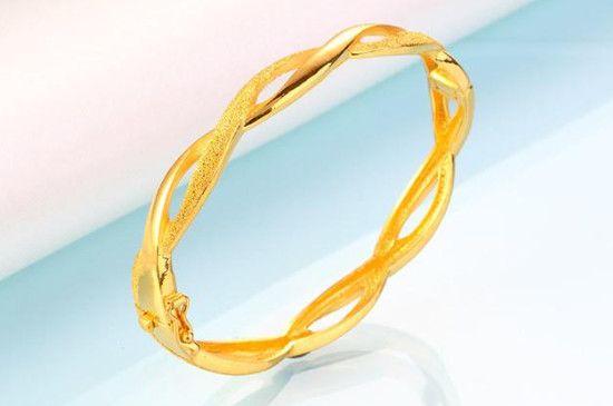 曼卡龙黄金为什么便宜