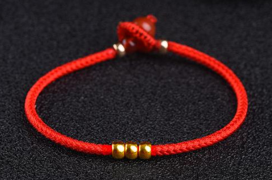 中年人适合戴的黄金手链，珠圆玉润的黄金光面珠子手链