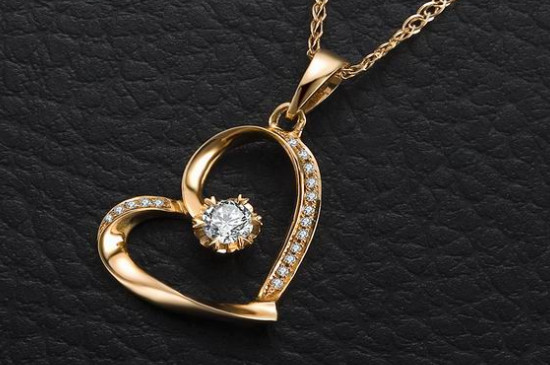 白蓝宝和钻石的区别