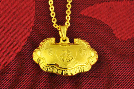 黄金刮了为什么是银色