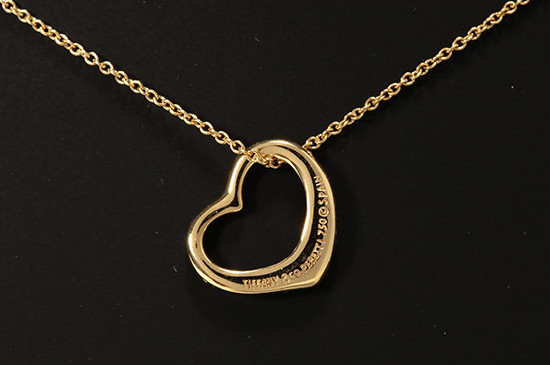 18k黄金会掉色变色吗