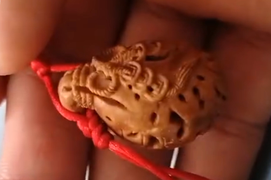 新文玩核桃怎么处理