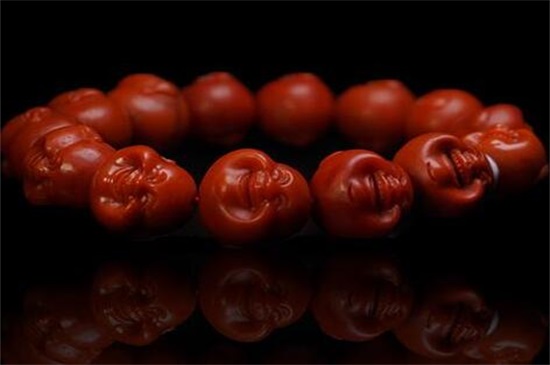 南红盘玩的注意事项，包浆南红的盘玩方法