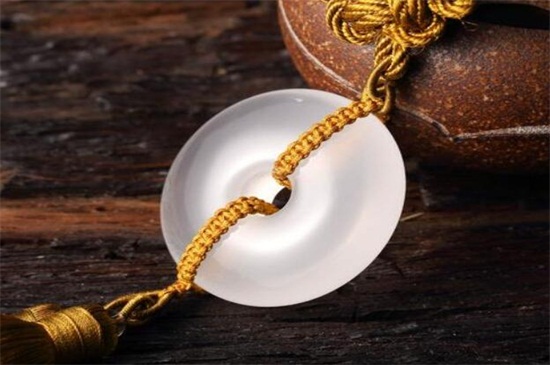 带黄金平安扣好吗