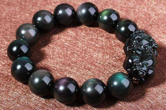 小叶紫檀可以和黑曜石一起戴吗