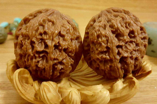 怎么清洗文玩核桃