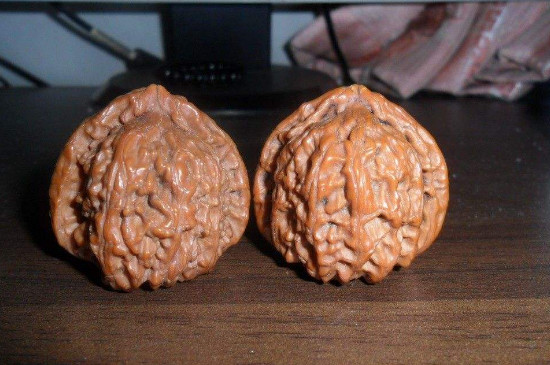 文玩核桃白尖怎么办