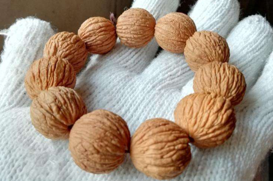 核桃已经盘黑了怎么救