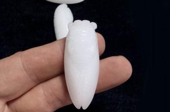 昆仑玉可以泡水里吗