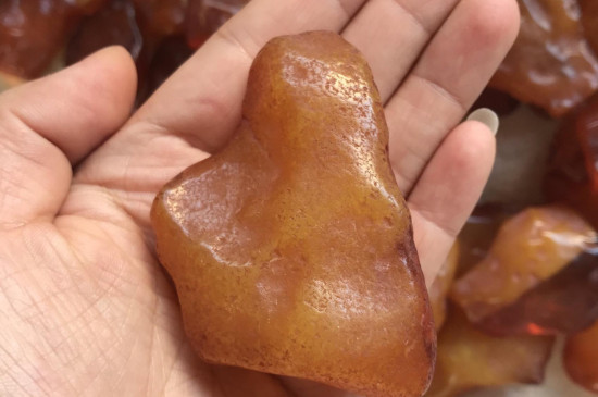 真正的蜜蜡用手搓是什么味道