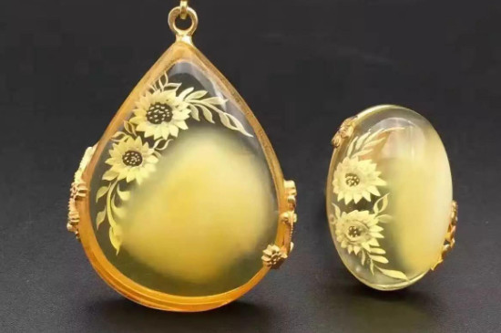 新入手的蜜蜡怎么盘玩