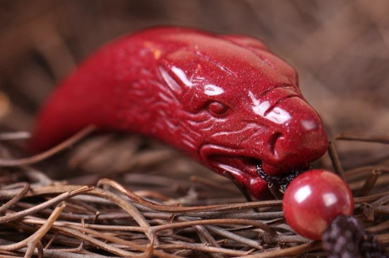 长期佩戴紫金砂对身体有害吗，日常佩戴对身体无害