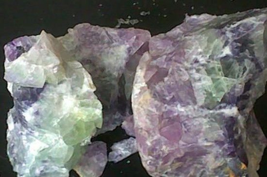 天然萤石鉴定方法