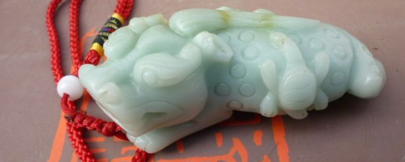 光照玉石的鉴别方法