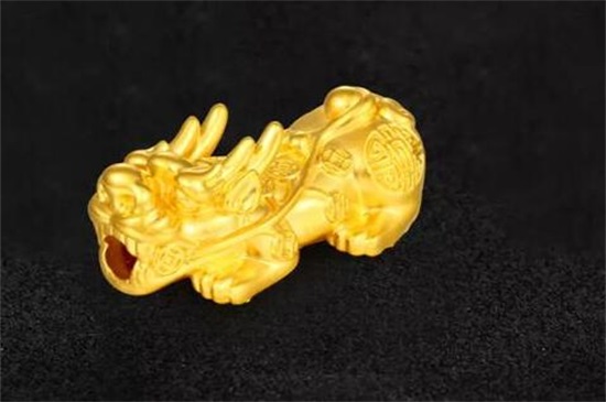 黄金貔貅和手表怎么戴