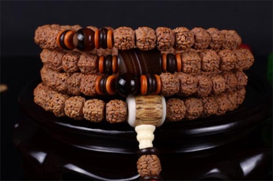 五瓣金刚菩提手串戴法