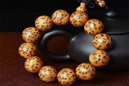 崖柏是什么木头