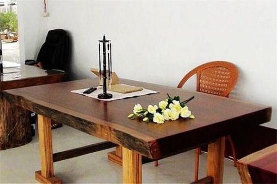 奥坎的密度和硬度