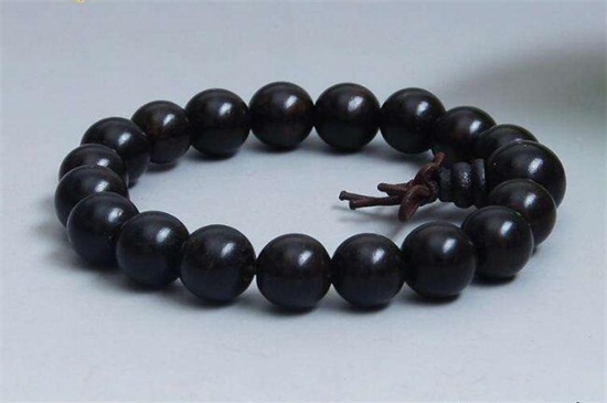 黑檀手串可以直接手盘吗