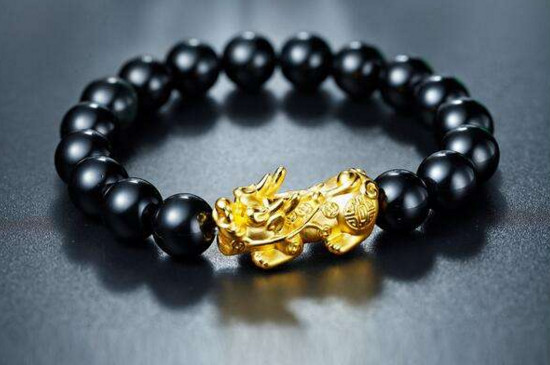 女的带黄金貔貅好吗,如何正确佩戴黄金貔貅