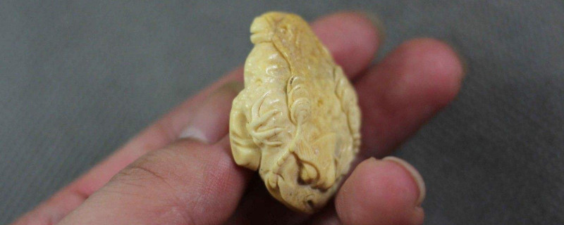 鹿角文玩怎么盘红