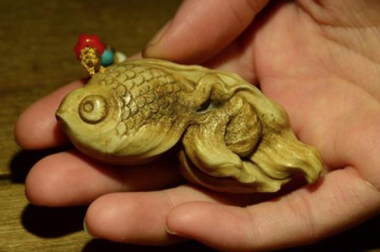 鹿角文玩怎么盘红