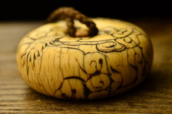 文玩根付是什么材质