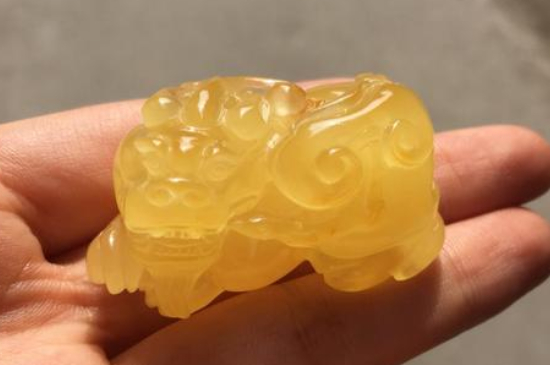 蜜蜡貔貅的寓意