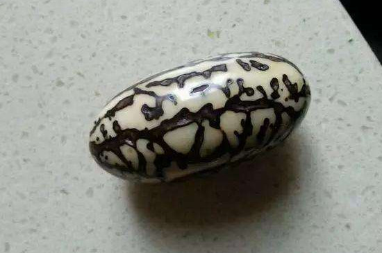 石玉料和原生态的区别