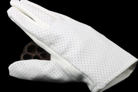 纳米手套和纯棉手套盘玩的区别